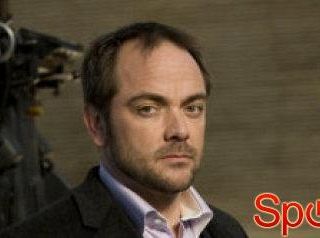 Mark Sheppard dementuje jakoby miał wrócić do „Nie z tego świata”