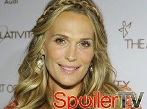Molly Sims usidli [spoiler] w 2 sezonie Pamiętników wampirów