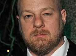 David Slade wyreżyseruje premierę Crossbones