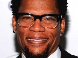 FX rozwija komedię z DL Hugleyem