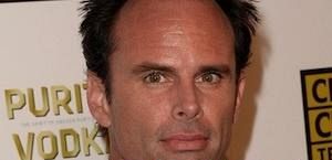 Walton Goggins w 
