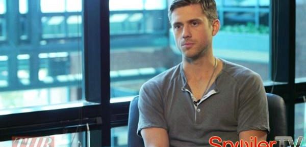 Aaron Tveit z 