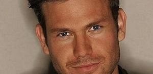 Matt Davis będzie powracał w 