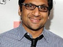 Ravi Patel zagra w Super Fun Night