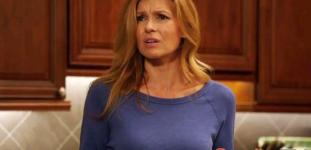 Rayna i Teddy w szczęśliwszych czasach w usuniętej scenie z 