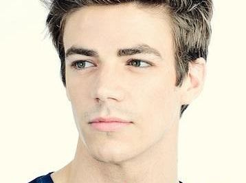 Grant Gustin z Glee zagra Flasha w Arrow