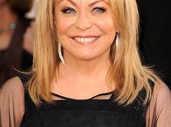 Jacki Weaver pojawi się w Super Fun Night