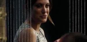 Kate Walsh śpiewa, flirtuje i pije w 