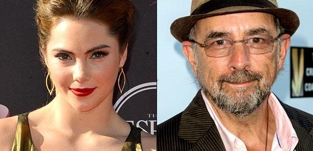 Richard Schiff i McKayla Maroney gościnnie w 9 sezonie 