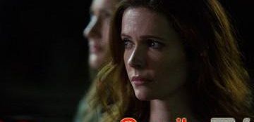 Bitsie Tulloch i Claire Coffee z 