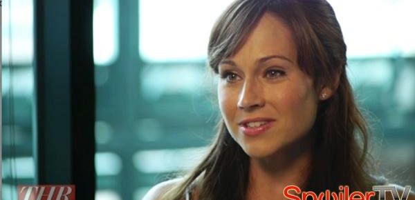 Nikki DeLoach z 