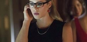 Emily Bett Rickards o intrydze z Kanarkiem, 