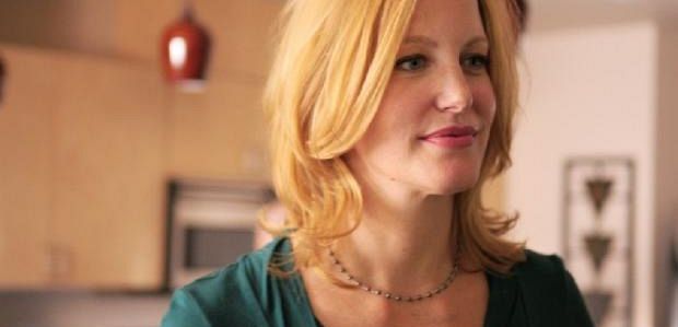 Anna Gunn gościnnie w 2 sezonie 