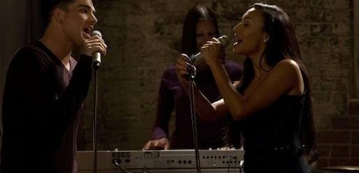 Adam Lambert mówi o dynamice Kurta i Elliotta w 