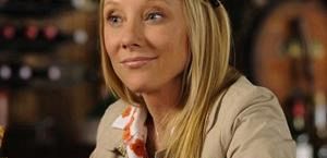 NBC rozwija nową komedię Anne Heche
