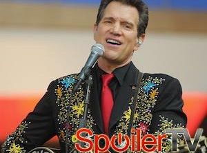 Chris Isaak gościnnie w 5 sezonie Rozpalić Cleveland