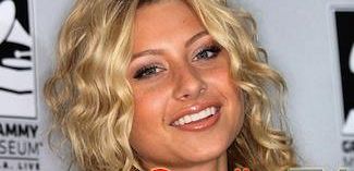 Aly Michalka gościnnie w 