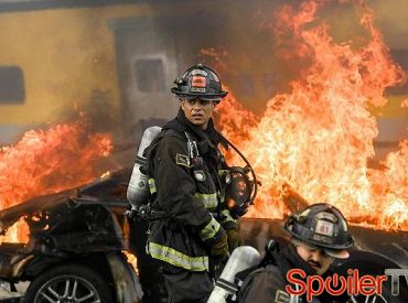 Pierwsze spojrzenie: Chicago Fire zmaga się z kolejową eksplozją