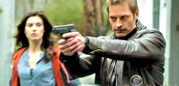 Josh Holloway w biegu w nowym zwiastunie 