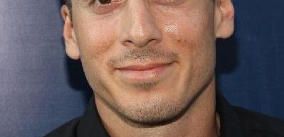 Kirk Acevedo zagra w odcinku pilotowym Syfy 