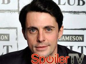 Matthew Goode zaprzyjaźnia się z Alicią w Żonie idealnej