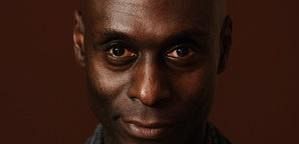 Lance Reddick w 