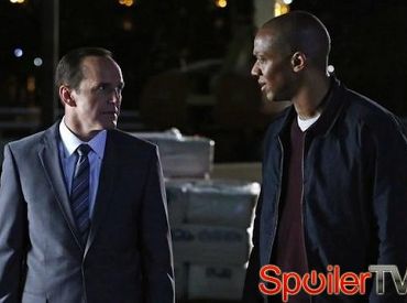 Agents of SHIELD walczą z kolejną generacją super żołnierzy Centipede