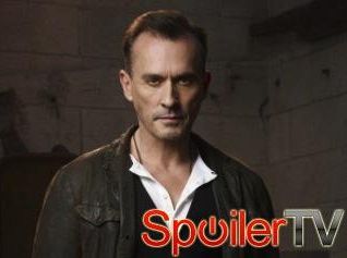 Robert Knepper gościnni w 2 sezonie Arrow jako [spoiler]