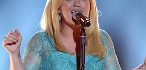 Kelly Clarkson gościnnie w 