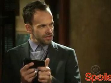 Pierwsze spojrzenie: Moriarty ma dramatyczny powrót w Elementary