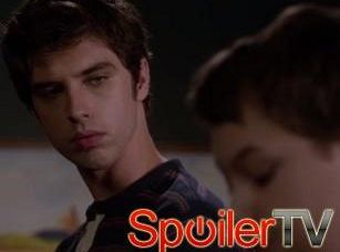 Brandon wyjawia swoje uczucia do Callie jak Jude wybucha w Fosterach