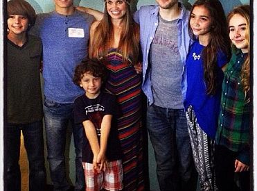 Pierwsze spojrzenie: Zdjęcie całej rodziny z Girl Meets World
