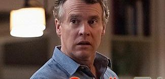 Tate Donovan zagra męża [spoiler] w 