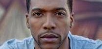 Jocko Sims awansował do stałej obsady 