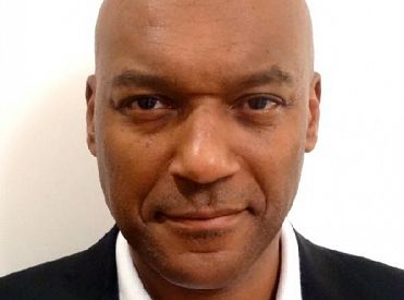 Colin Salmon zagra w 24: Live Another Day