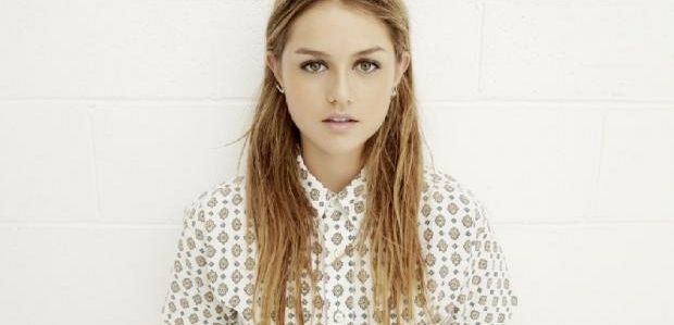 Isabelle Cornish zagra w odcinku pilotowym 
