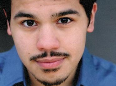 Carlos Valdes zagra w odcinku pilotowym Flash