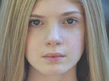 Elena Kampouris zagra w odcinku pilotowym Odyssey