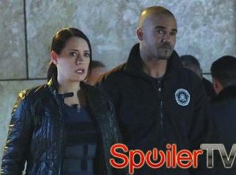 Paget Brewster zapowiada 200. odcinek Zabójczych umysłów i dlaczego A.J. Cook jest hardkorowa
