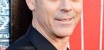 C. Thomas Howell pojawi się gościnnie w 