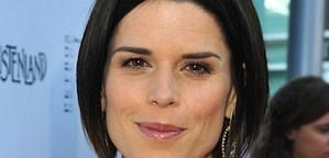 Neve Campbell, Elisabeth Rohm pojawią się w odcinku pilotowym 