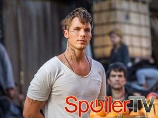 Matt Lanter z Star-Crossed o miłosnej historii kosmitów