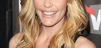 Leslie Bibb wystąpi w odcinku pilotowym 