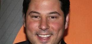 Greg Grunberg zagra w odcinku pilotowym 
