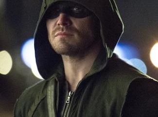 Stephen Amell z Arrow o rosnącym zespole Strzały, braku zazdrości i masywnym finale