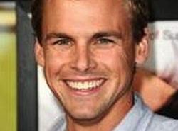 Tommy Dewey wystąpi w odcinku pilotowym Mission Control