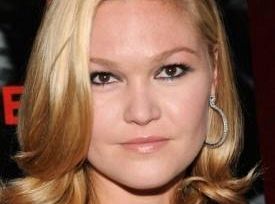 Julia Stiles zagra w odcinku pilotowym Guilt By Association