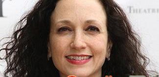 Bebe Neuwirth zagra w odcinku pilotowym 