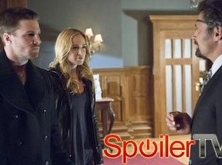 Streszczenie Arrow: Prawdziwa historia Olivera i Slade'a