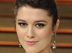 Mary Elizabeth Winstead zagra w odcinku pilotowym Exposed.